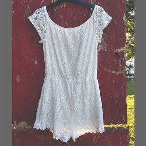 JACK by BB Dakota,  lace shorts romper, size L